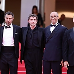 2216859682_l.jpg